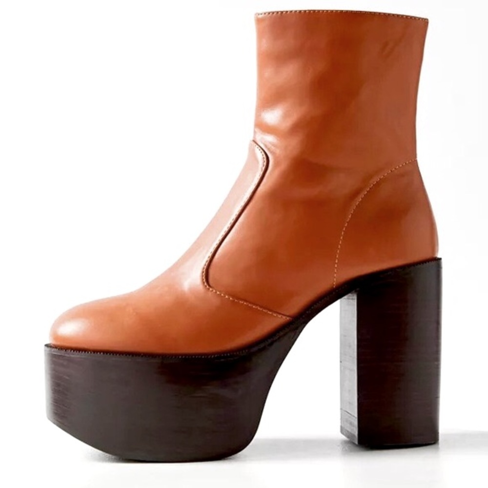 UO Harper Ultra-Platform Boot NIB